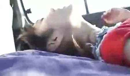 دختران دانلود بازی سکسی رایگان برای اندروید با رنگ موهای مختلف قبل از رابطه جنسی در گروه ، از دست می دهند