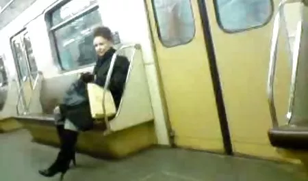 نفوذ دانلود بازیسکسی اندروید مضاعف در حالت ایستاده